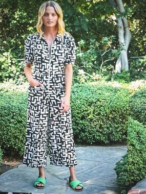 THE ODELLS Tania Jumpsuit Black w/Geometric Pattern Sz 8 NWT